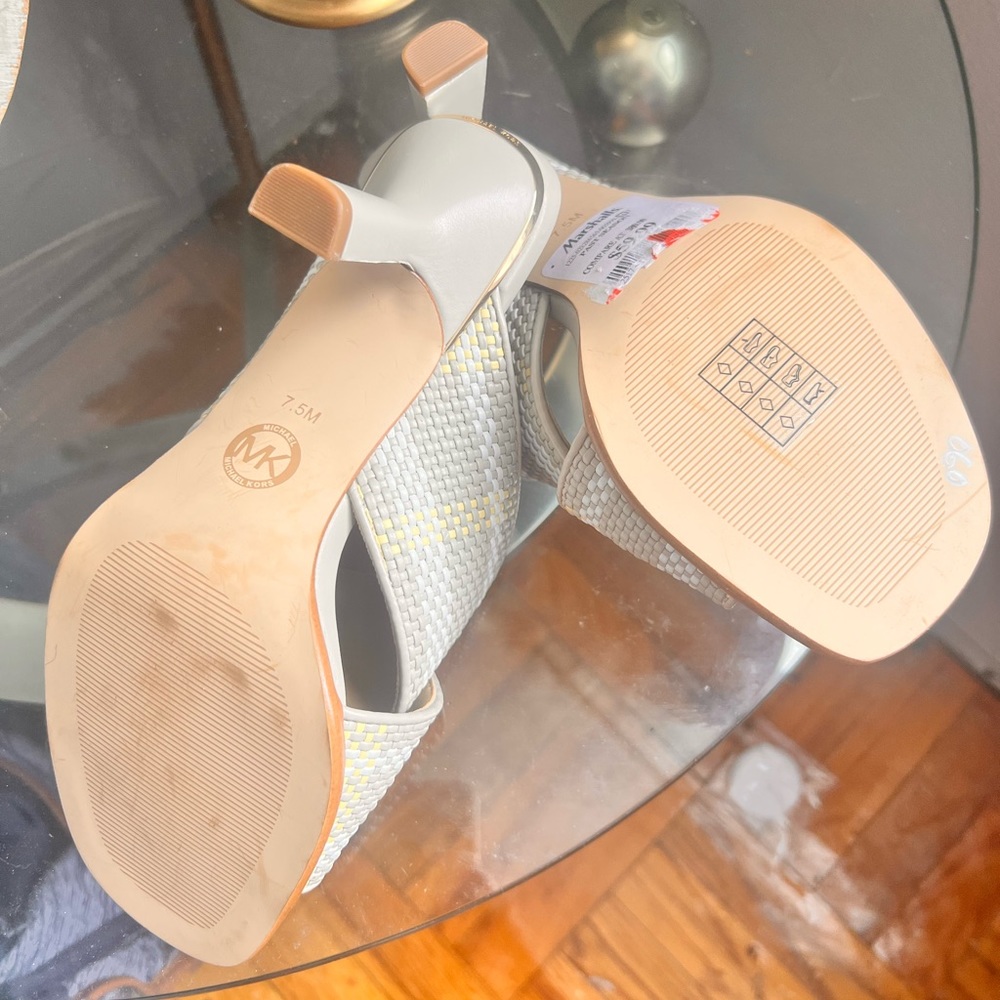 Michael Kors guideon sandals - Picture 4 of 5